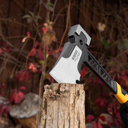 Топор цельнокованый 600 г, двухкомпонентная обрезиненная рукоятка Denzel по ценам производителя в Екатеринбурге с доставкой по всей России