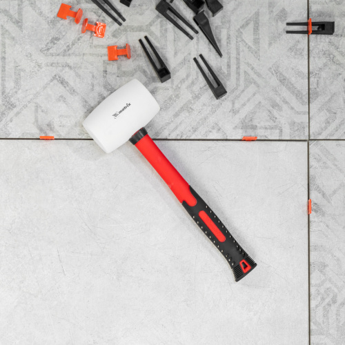 Киянка резиновая, 450 г, белая резина, фибергласовая рукоятка Matrix по ценам производителя в Екатеринбурге с доставкой по всей России