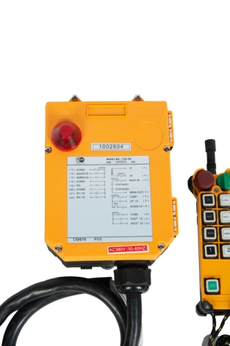 Комплект радиоуправления TOR F24-8S (380В, 8 кнопок) по ценам производителя в Екатеринбурге с доставкой по всей России