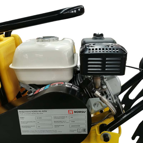 Виброплита бензиновая прямоходная NORSU RF-90TH (колесный комплект, бак для воды) по ценам производителя в Екатеринбурге с доставкой по всей России