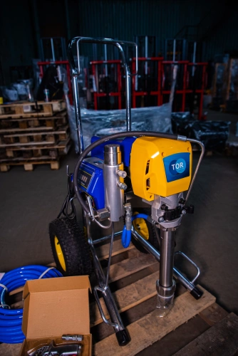 Окрасочный аппарат поршневой 320 бар, 3 кВт,  220 В TOR GD-1095 по ценам производителя в Екатеринбурге с доставкой по всей России