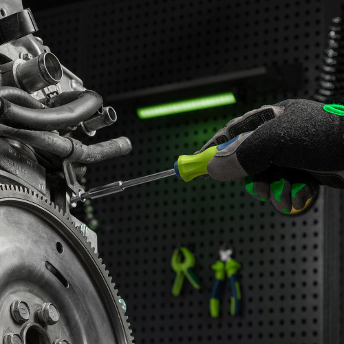 Набор инструментов, 1/2", 3/8", 1/4", пластиковый кейс 215 предм. Сибртех по ценам производителя в Екатеринбурге с доставкой по всей России