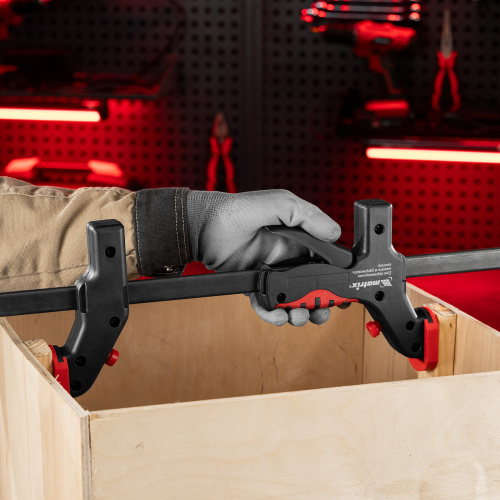 Струбцина универсальная F-образная, 760 х 1065 х 90 мм, пластмассовый корпус Matrix по ценам производителя в Екатеринбурге с доставкой по всей России