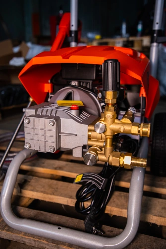 Мойка высокого давления с пистолетом 175 бар 3 кВт 220В  TOR EW 175-15 по ценам производителя в Екатеринбурге с доставкой по всей России