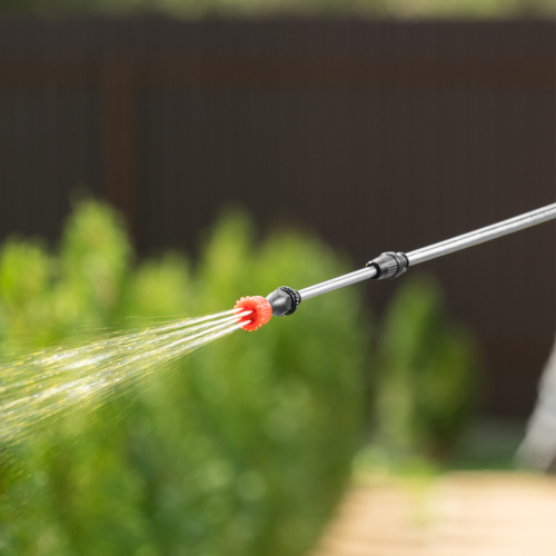 Опрыскиватель ранцевый аккумуляторный D-12LA, 12 л, 12 В, 8 Ач Denzel по ценам производителя в Екатеринбурге с доставкой по всей России