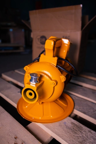 Электропривод глубинного вибратора для бетона 2,2 кВт TOR ZN70-JT (японский тип) купить в Москве с доставкой по всей России | ProtosMarket.ru