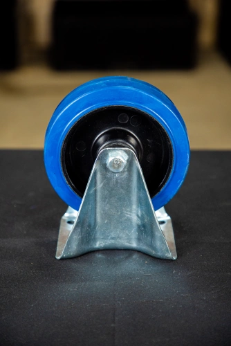 Колесо неповоротное резина FRCL 63 160 мм (F) по ценам производителя в Екатеринбурге с доставкой по всей России