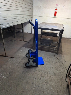 Тележка грузовая для лестниц TOR КГ-200ПЛ г/п 200 кг (трехколесный блок) по ценам производителя в Екатеринбурге с доставкой по всей России