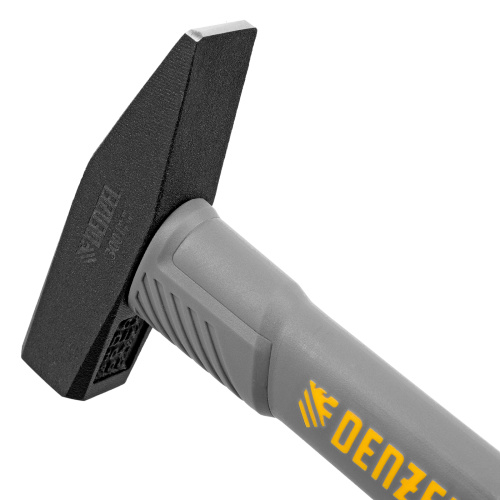 Молоток слесарный, 300 г, кованый, фибергласовая рукоятка c TPR покрытием Denzel по ценам производителя в Екатеринбурге с доставкой по всей России