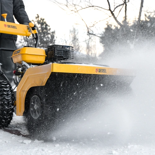 Гибридная снегоуборочная машина с функц. подметания SWB-600, 212 сс, руч. старт, 2 насадки Denzel по ценам производителя в Екатеринбурге с доставкой по всей России