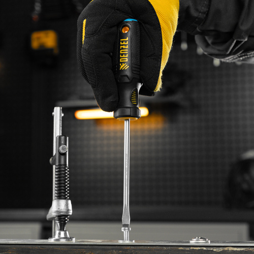 Отвертка, SL5x100 мм, S2, 3к рукоятка Denzel по ценам производителя в Екатеринбурге с доставкой по всей России