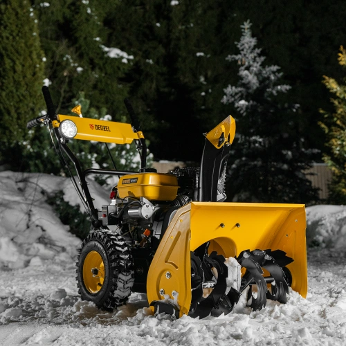 Бензиновая снегоуборочная машина SB 560 LP, 212 cc, электростартер, фара Denzel по ценам производителя в Екатеринбурге с доставкой по всей России