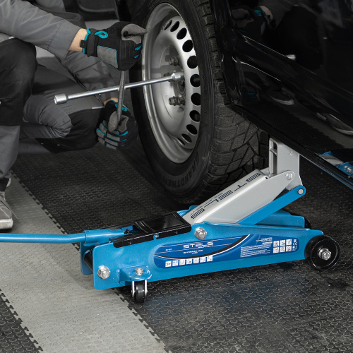 Домкрат гидравлический подкатной, высокий подъем, 3т, SUV, 190-535 мм, в кейсе Stels по ценам производителя в Екатеринбурге с доставкой по всей России