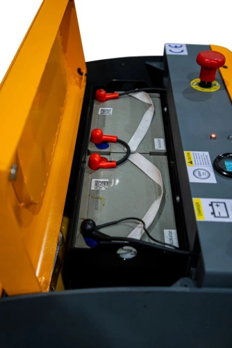 Штабелер самоходный 1,0 т 3,0 м XILIN CPD10W с наклоном мачты и противовесом 24/105 В/Ач по ценам производителя в Екатеринбурге с доставкой по всей России