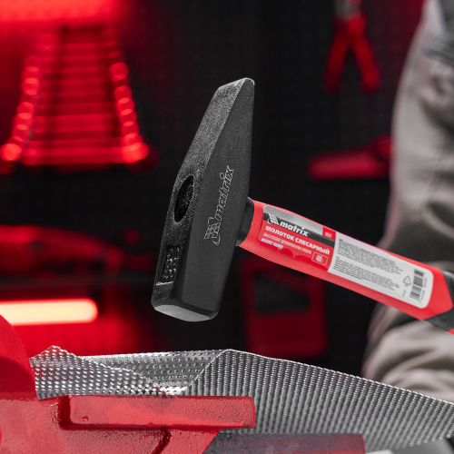 Молоток слесарный, 400 г, фибергласовая обрезиненная рукоятка Matrix по ценам производителя в Екатеринбурге с доставкой по всей России