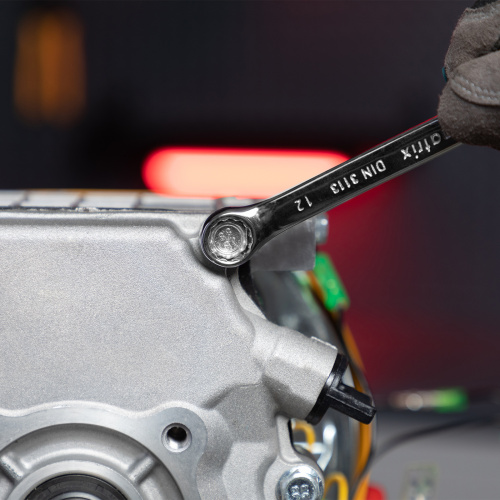 Набор ключей комбинированных, 6-22 мм, 12 шт, CrV, полированный хром Matrix по ценам производителя в Екатеринбурге с доставкой по всей России