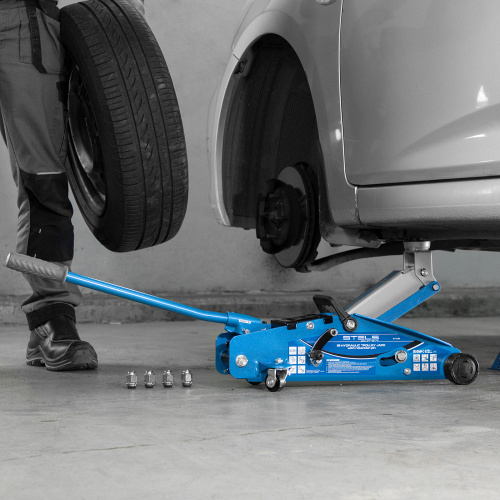Домкрат гидравлический подкатной с фиксатором, 2.5 т, Safety Pin, 140-385 мм, в кейсе Stels по ценам производителя в Екатеринбурге с доставкой по всей России