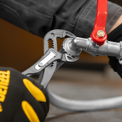 Клещи переставные, кнопочный механизм, обливные рукоятки, 180 мм Denzel по ценам производителя в Екатеринбурге с доставкой по всей России