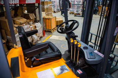 Погрузчик электрический трехопорный XILIN 1,5 т 3,5 м CPD15S-E сайдшифт купить в Москве с доставкой по всей России | ProtosMarket.ru