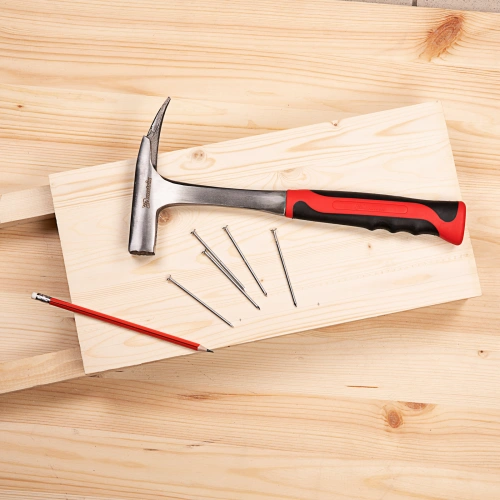 Молоток кровельщика, 600 г, цельнометаллический, двухкомпонентная рукоятка Matrix по ценам производителя в Екатеринбурге с доставкой по всей России