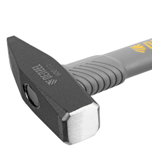 Молоток слесарный, 600 г, кованый, фибергласовая рукоятка c TPR покрытием Denzel по ценам производителя в Екатеринбурге с доставкой по всей России