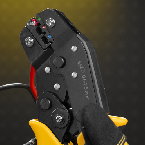 Клещи для обжима изолир. наконечников НКИ и НВИ, разъемов РПИ, гильз ГСИ, 0,5 - 2,5 мм2 Denzel по ценам производителя в Екатеринбурге с доставкой по всей России