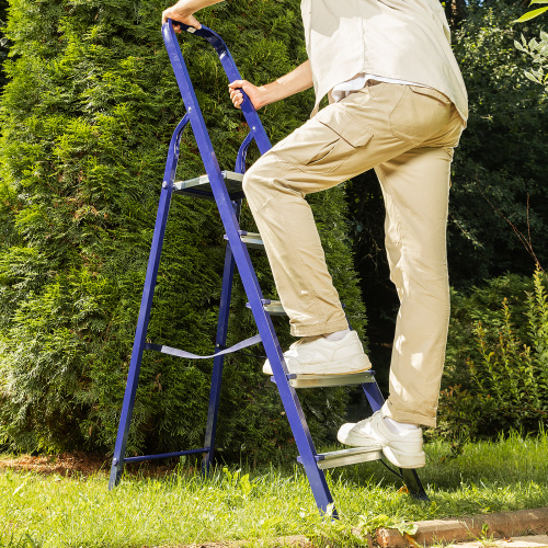 Стремянка, 5 ступеней, стальная, Сибртех по ценам производителя в Екатеринбурге с доставкой по всей России